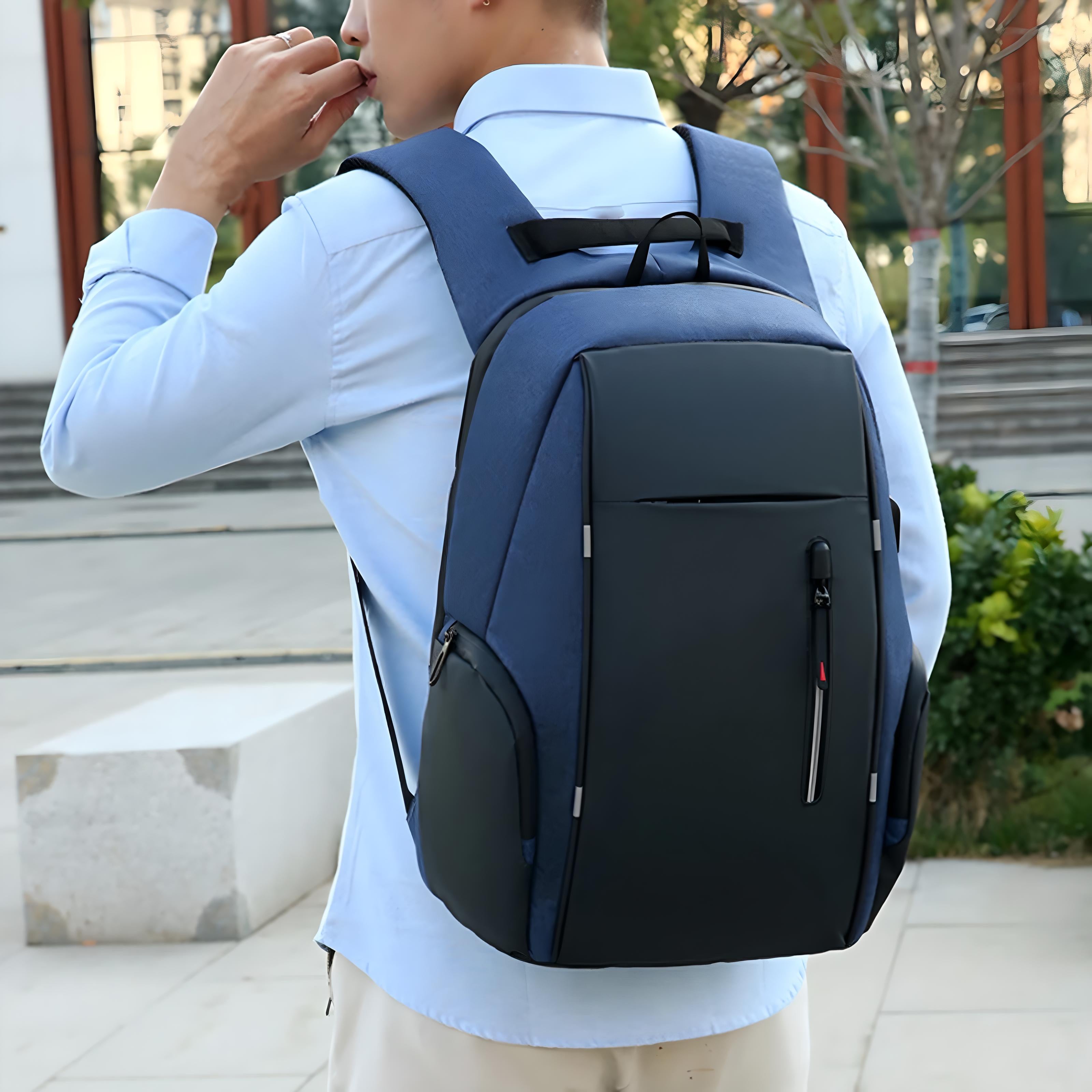 Strider | Versatile Business Backpack